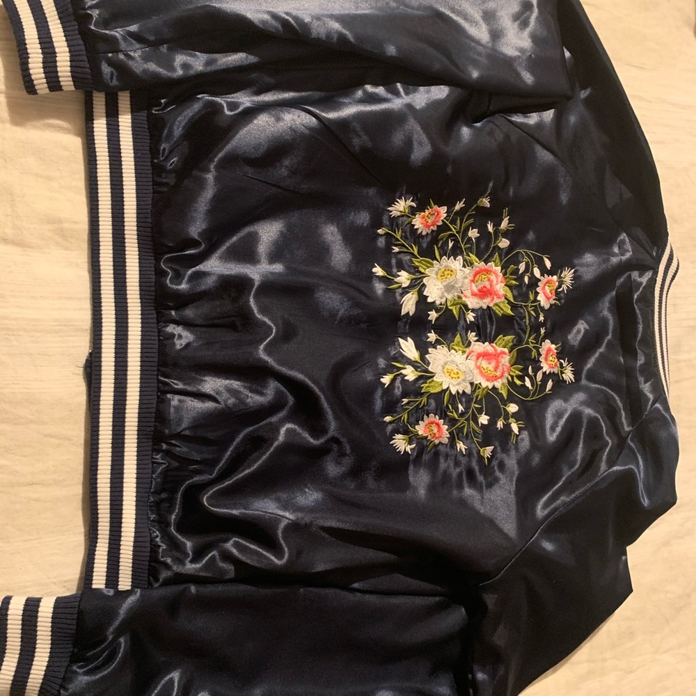 Embroidered jacket - Picture 5 of 5